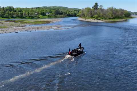 New Brunswick Smallmouth Explosion – Garmin Fishing with Electronics