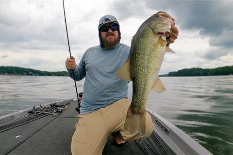 My FAVORITE Way To Catch Early Fall Bass! (Donkey Rig + Micro Baits + BFS)